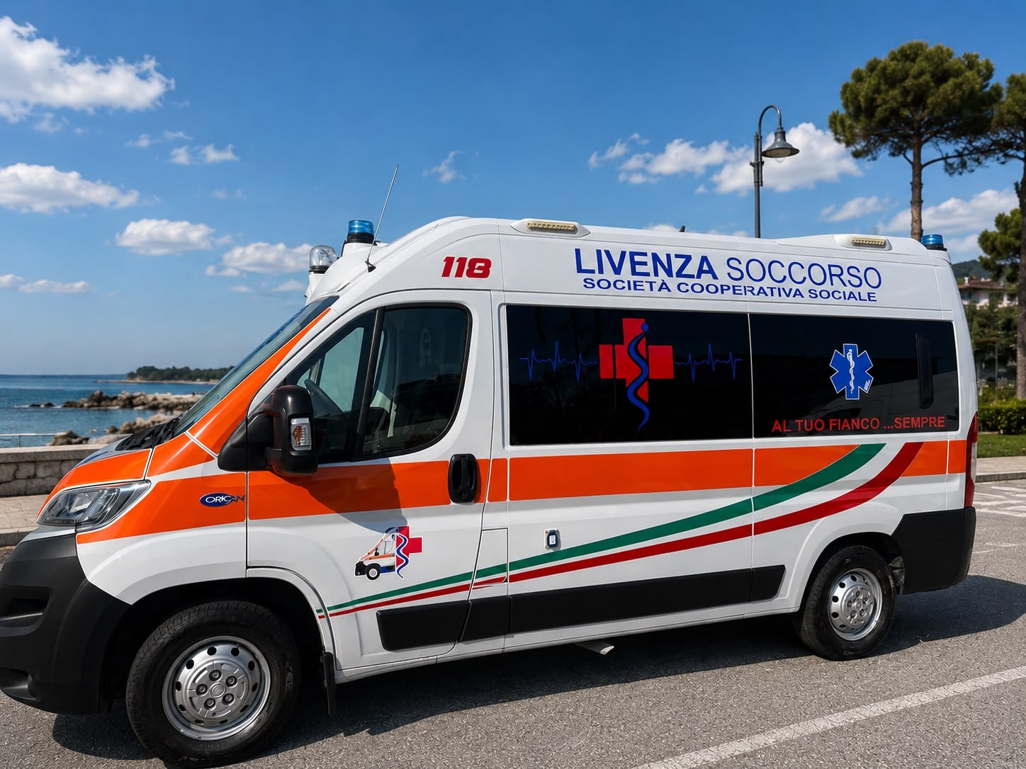 Ambulanza Livenza Soccorso con operatore sanitario